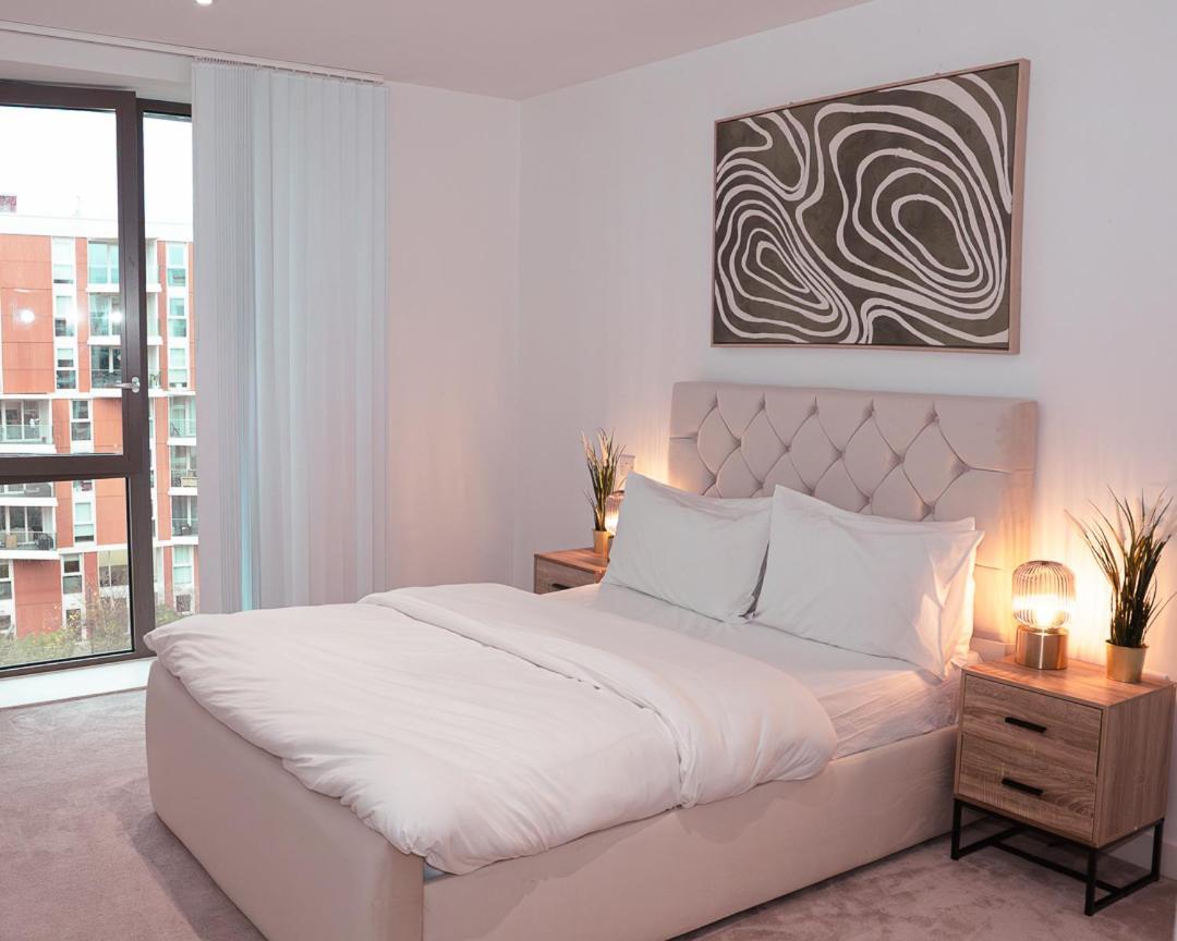 Charming 1Br Apartment In ลอนดอน ภายนอก รูปภาพ